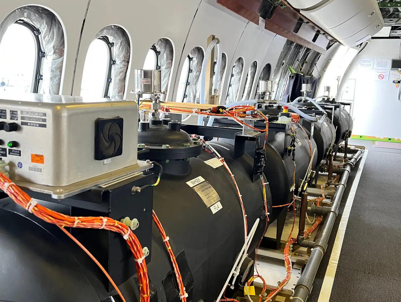 Boeing 777 with ballast tanks fitted for testing