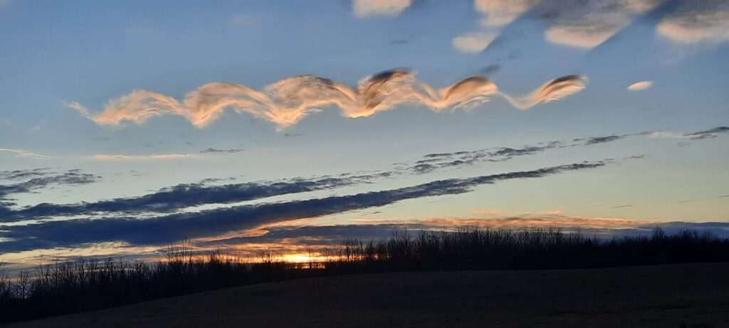 Fluctus Clouds (Kelvin-Helmholtz Clouds) over Sturgeon County USA