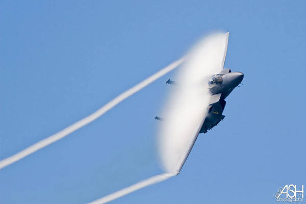 Fighter jet creating Aerodynamic wake contrails
