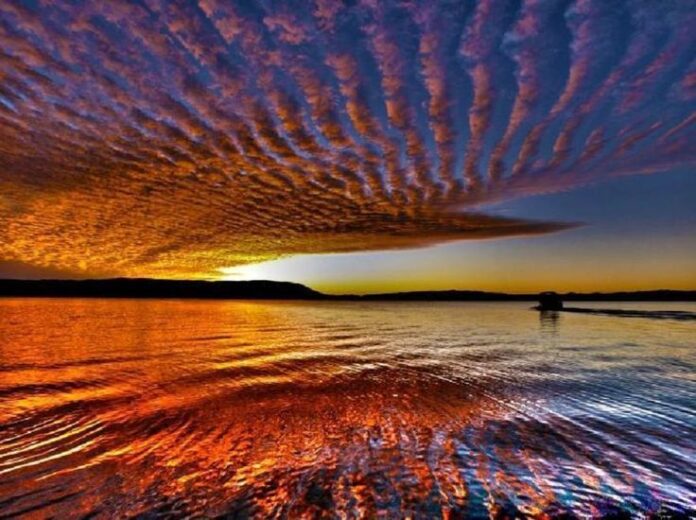 Undulatus Clouds